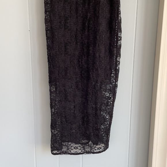 🛒✨Urban outfitters lace fitting dress - Picture 4 of 9